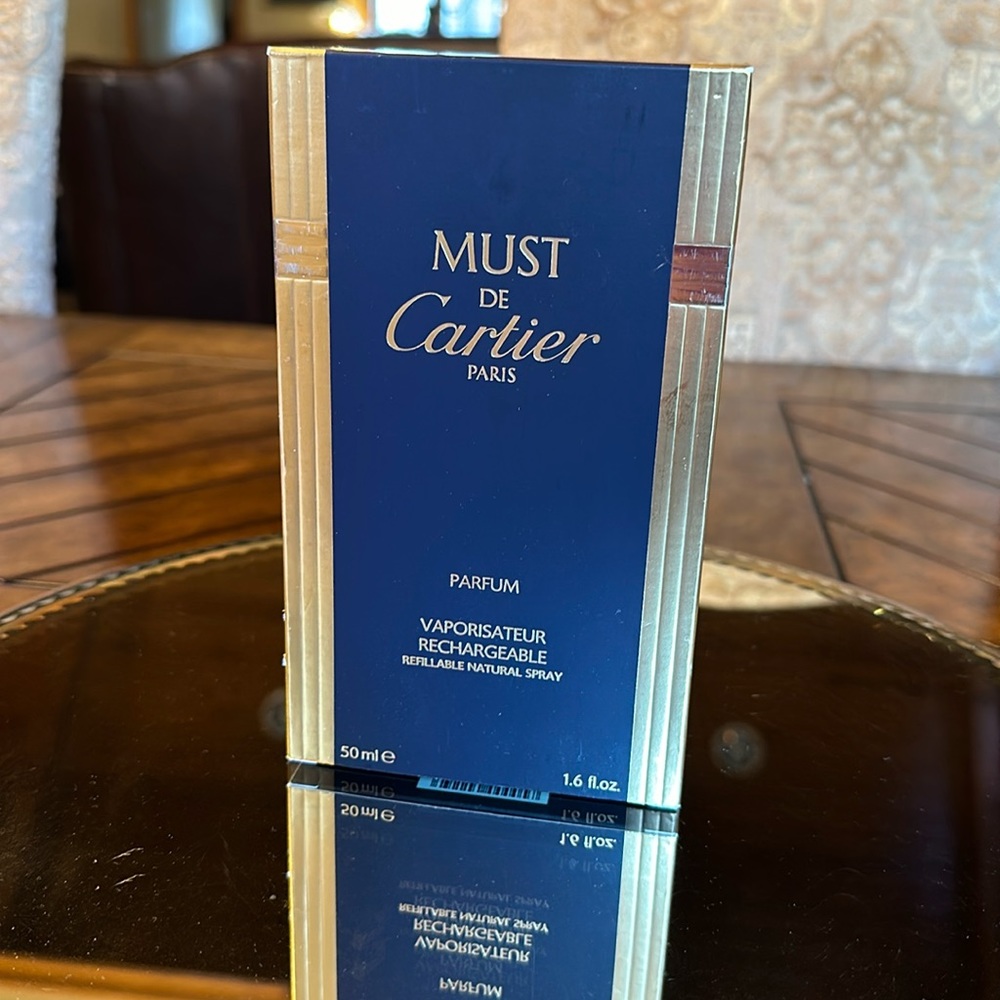 MUST DE Cartier PARFUM Appears New in Box